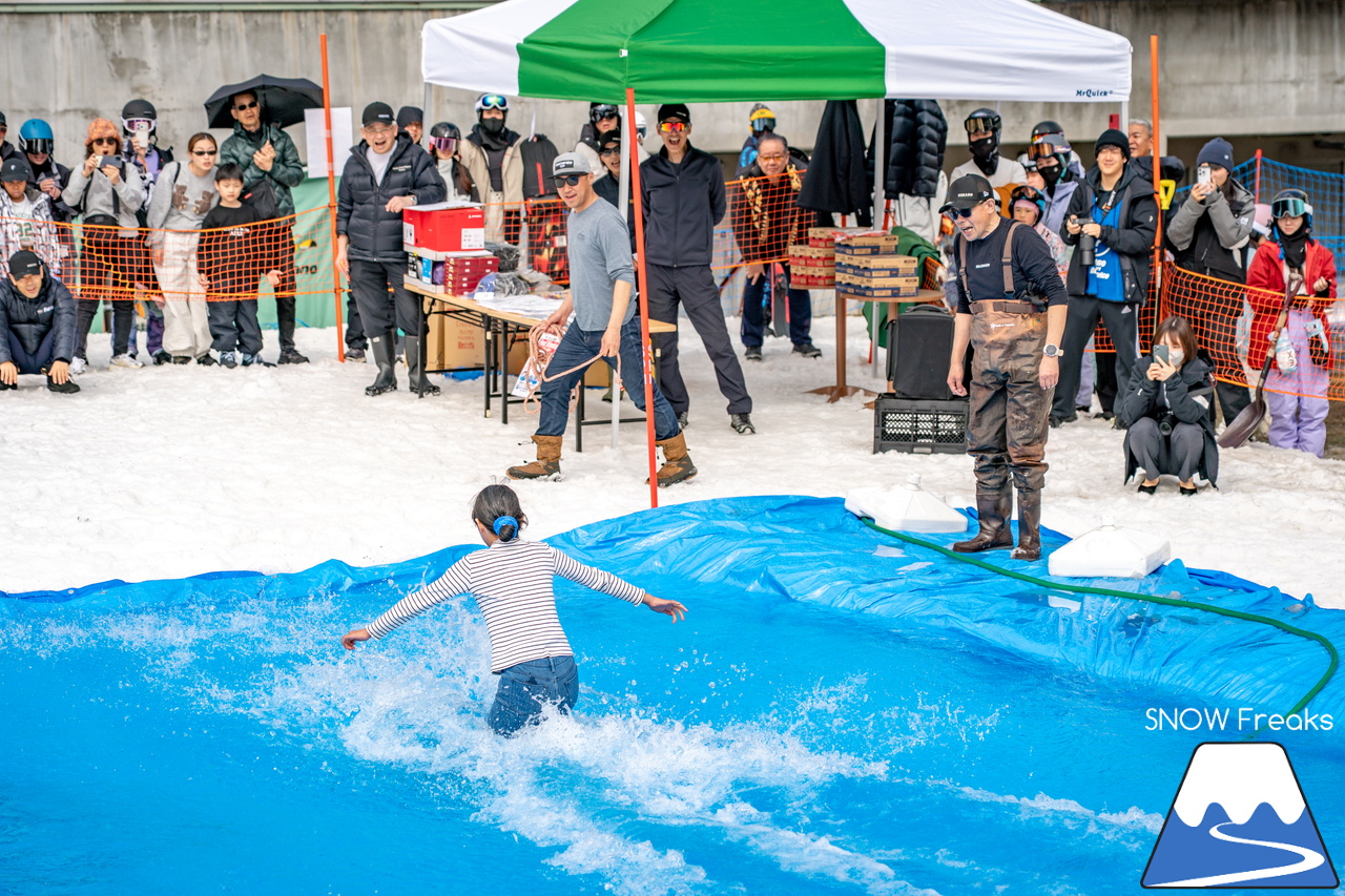 富良野スキー場｜いよいよインターナショナルなイベントに？！春シーズン恒例『第13回 Pond Skimming 池渡り』開催～♪